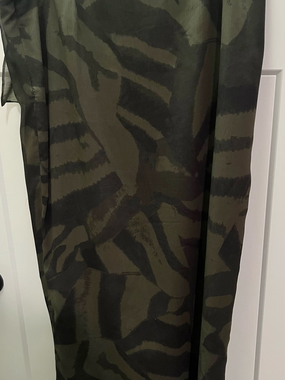 Lauren Ralph Lauren Zebra Print Georgette Midi Skirt Size 12 Olive Asymmetrical - Picture 3 of 5